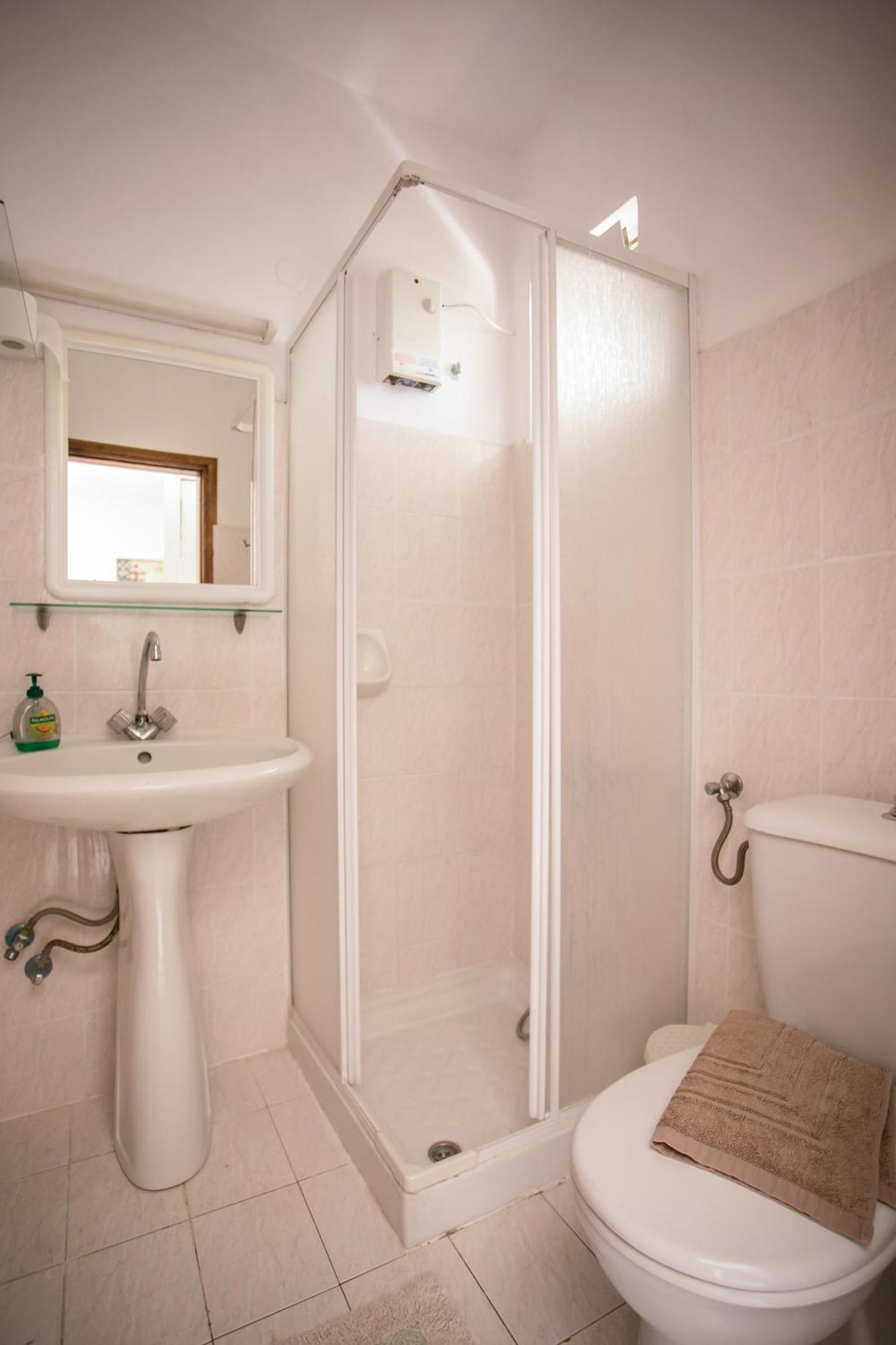 פליראקי Dimitris Studios & Apartments מראה חיצוני תמונה