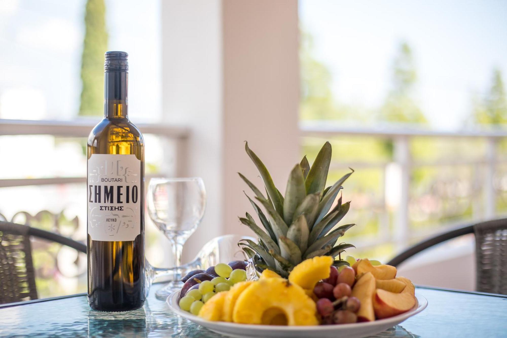 פליראקי Dimitris Studios & Apartments מראה חיצוני תמונה