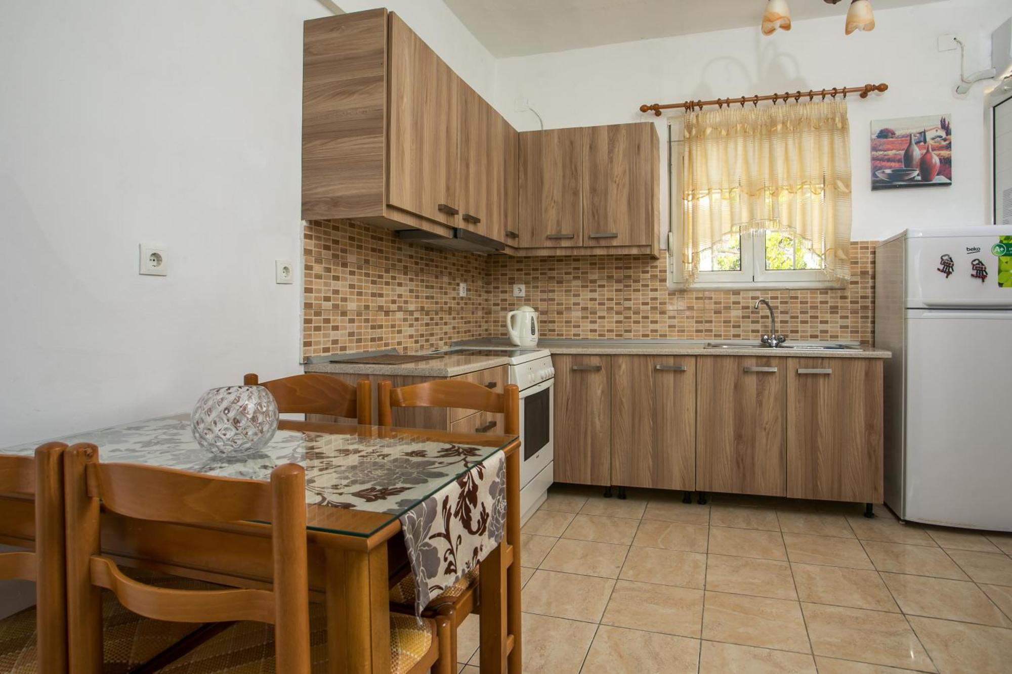 פליראקי Dimitris Studios & Apartments מראה חיצוני תמונה