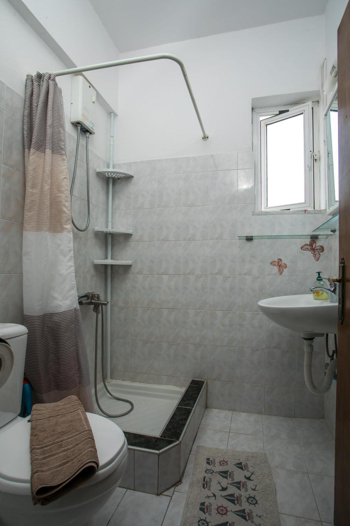 פליראקי Dimitris Studios & Apartments מראה חיצוני תמונה