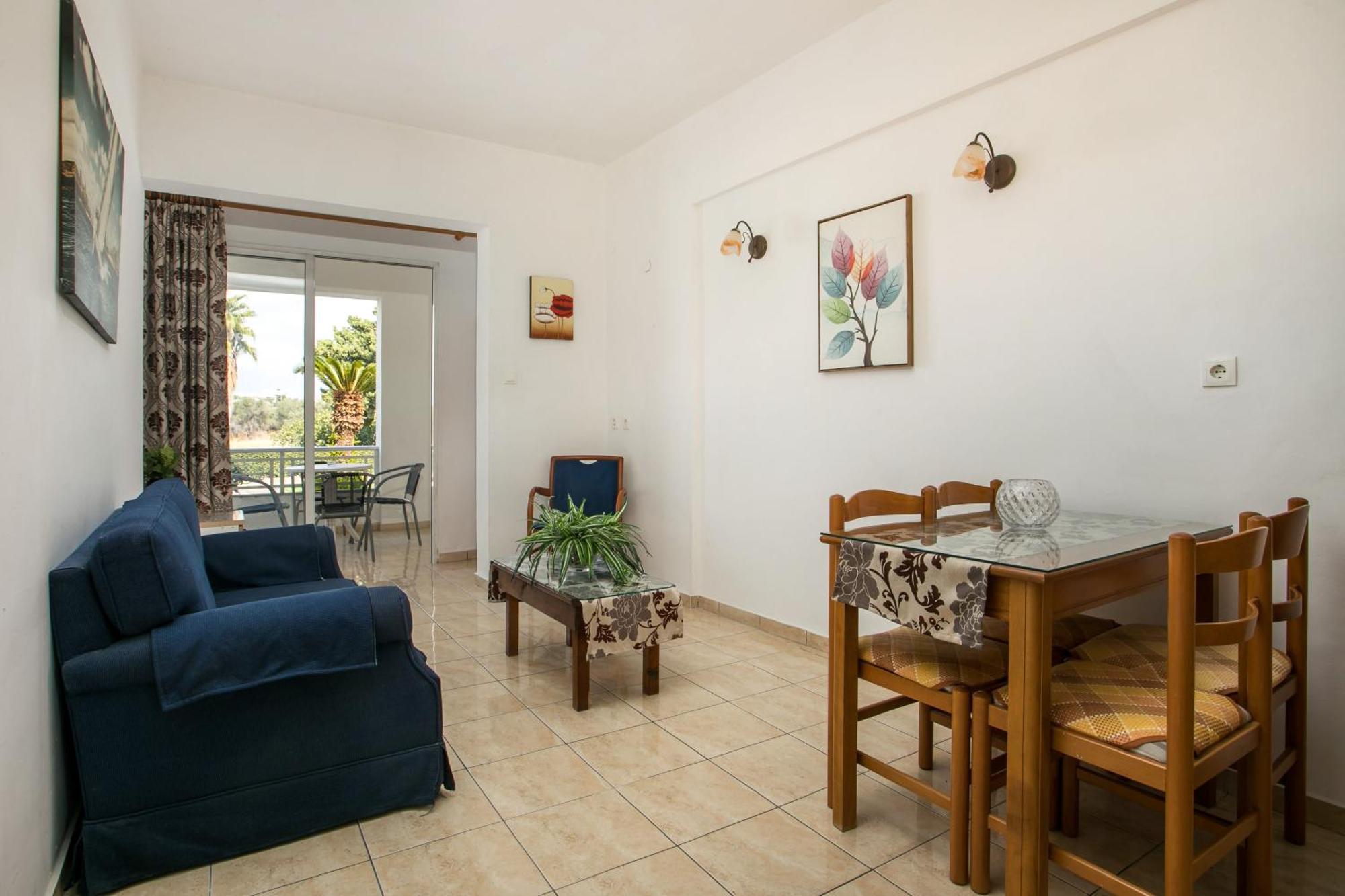 פליראקי Dimitris Studios & Apartments מראה חיצוני תמונה